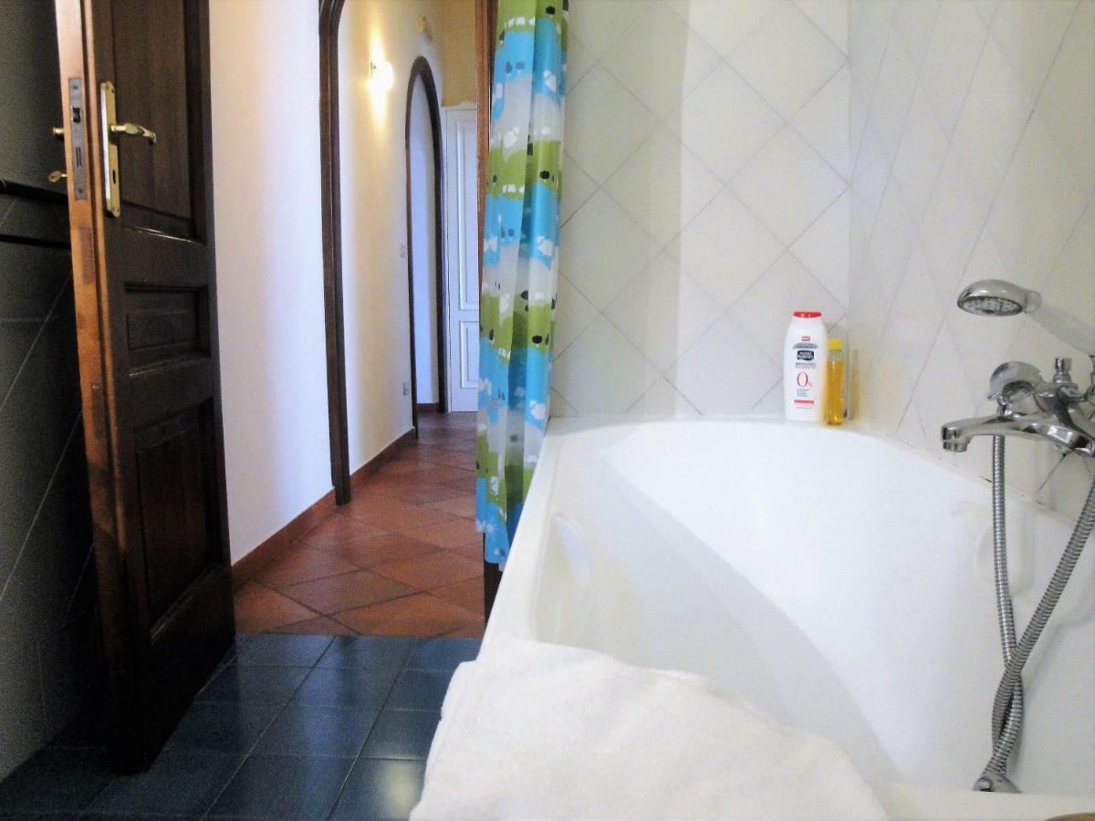 Umberto I Holiday House Napoli Ngoại thất bức ảnh