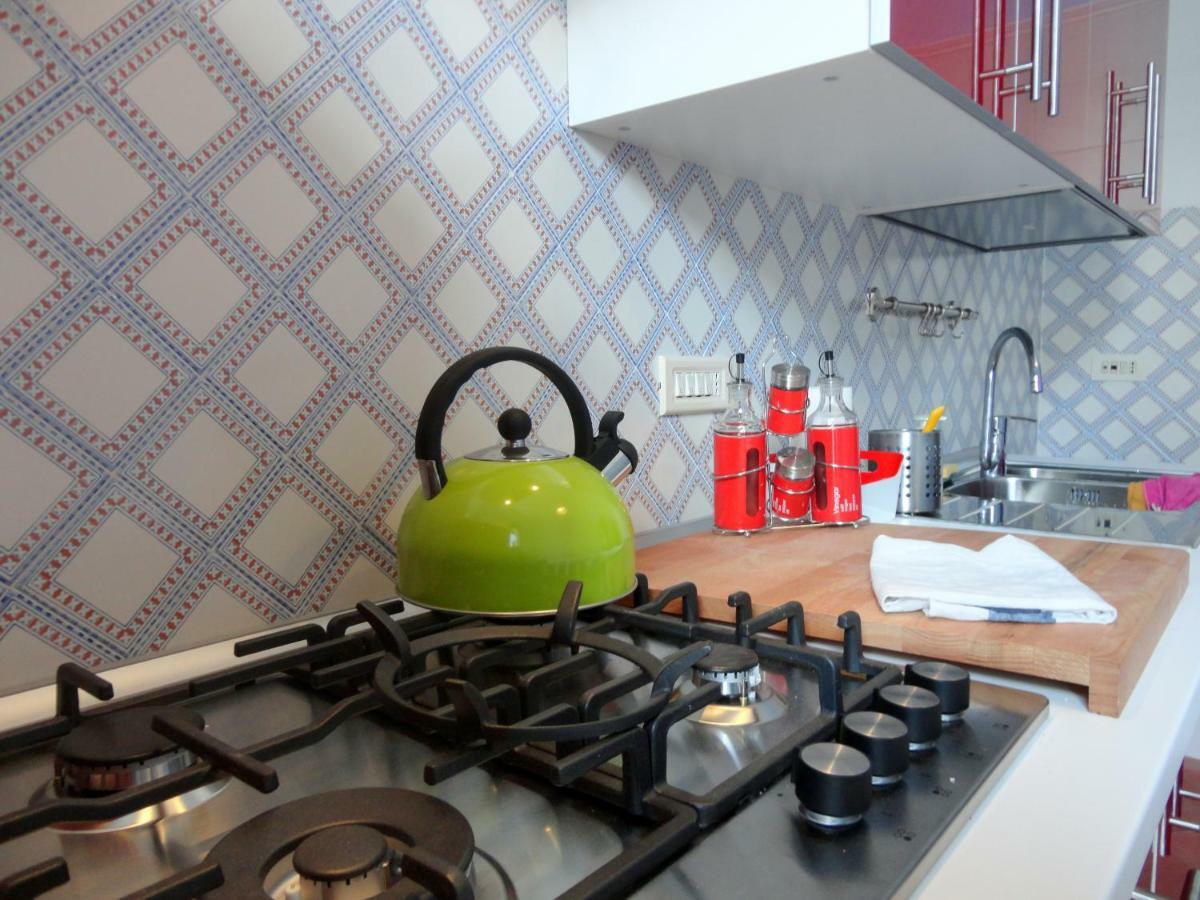 Umberto I Holiday House Napoli Ngoại thất bức ảnh