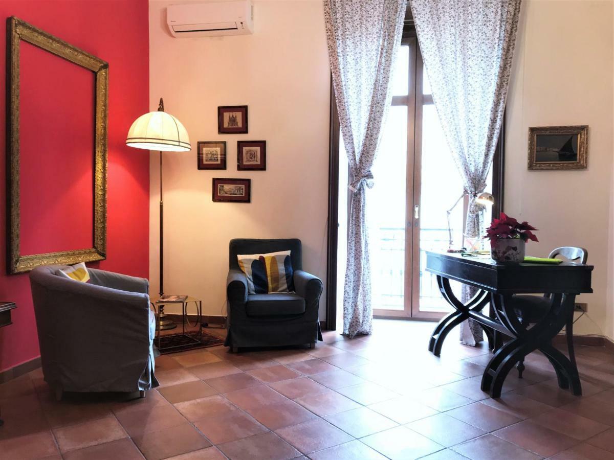 Umberto I Holiday House Napoli Ngoại thất bức ảnh